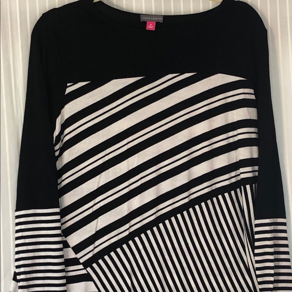 Vince Camuto tunic top